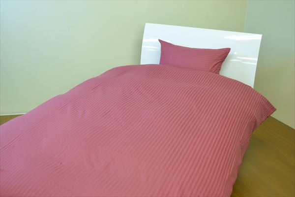 ストライプサテン　ボックスシーツ　クイーンサイズ　(代引不可)【送料無料】