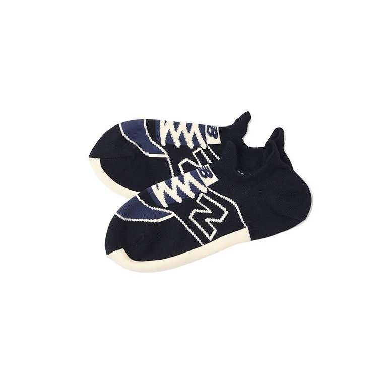 樂天商城 - ニューバランス New Balance スニーカー柄ソックス LifeStyleー3A アウタースペース M メンズ アクセサリー マルチ カジュアル タウンユース LAS35700