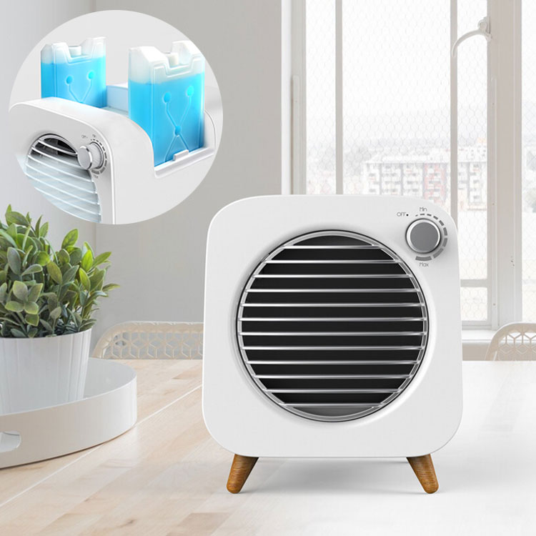 卓上冷風扇 コンパクト 保冷剤付き 小型 卓上 USB電源 エアコン 扇風機 冷えすぎない 冷風機 空調 送風..