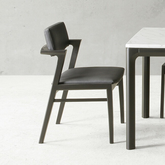 ダイニングチェア チェア モダン デザインチェア PVC ブラック 黒 椅子 いす イス chair 北欧 ミッドセンチュリー 肘掛あり 肘あり リビング(代引不可)【送料無料】