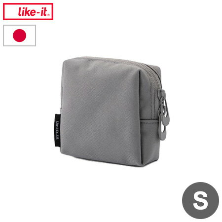 ■商品サイズ幅10x奥5x高10cm■素材ポリエステル■生産国日本■梱包サイズ10×5×10cm【代引きについて】こちらの商品は、代引きでの出荷は受け付けておりません。【送料について】北海道、東北、九州は送料を頂きます。【配送について】沖縄、離島は配送できません。予めご了承ください。オーガナイズポーチSL収納ボックスインナー トレー 12×24.1×1.4cmインナー 浅型 12×24.1×5.5cmインナー 深型12×24.1×10.7cmボックス トレー 25×37.1×2.7cmボックス 浅型 25×37.1×7.5cmボックス 深型 25×37.1×14.7cm浅型4点セット浅型5点セット深型4点セット深型5点セット