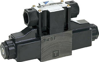 樂天商城 - ダイキン 電磁パイロット操作弁【KSO-G02-66CA-30】(空圧・油圧機器・油圧バルブ)【送料無料】