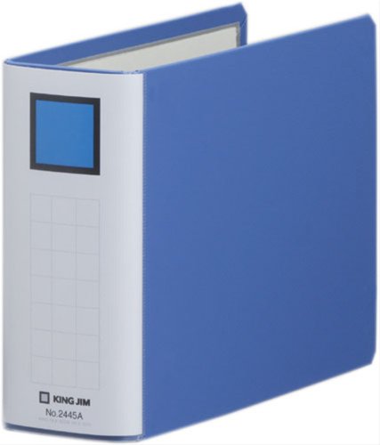 【商品型番】　2445Aアオ　【商品説明】　●サイズ／A5ヨコ●寸法／タテ165×ヨコ231×背幅66mm●とじ厚／50mm●カラー／アオ●材質／表紙：オレフィン素材貼表紙●仕様／カラーインデックス1組付き●穴数／2穴（穴間隔80mm）●収容枚数／約500枚●単位／1冊●メーカー品番／2445Aアオ