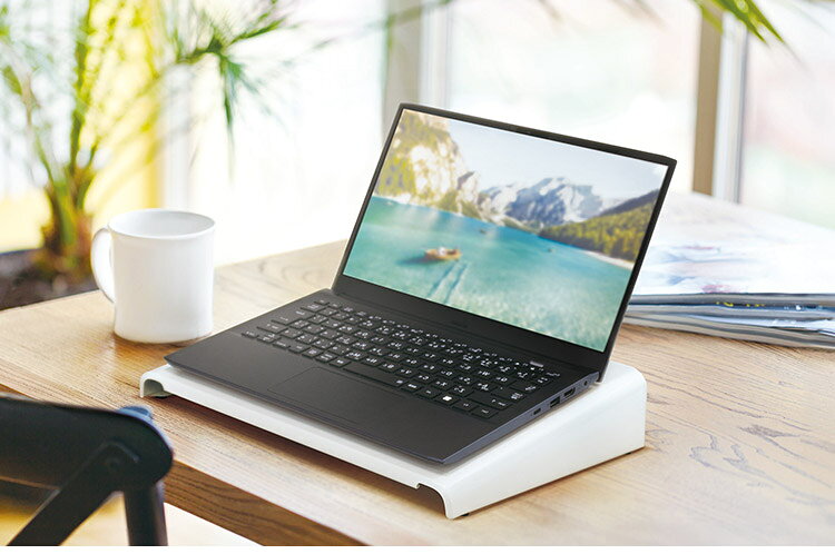 日本製 ノートPCラック 幅34cm PC操作に 傾斜ラック ノートパソコンラック 頑丈 スチール製 ブラック ホワイト 黒 白 リモートワーク 在宅勤務 卓上ラック PCラック 棚 デスク 机(代引不可)【送料無料】 rcmdki-10409726 リコメン堂キッチン館 サンプル画像2
