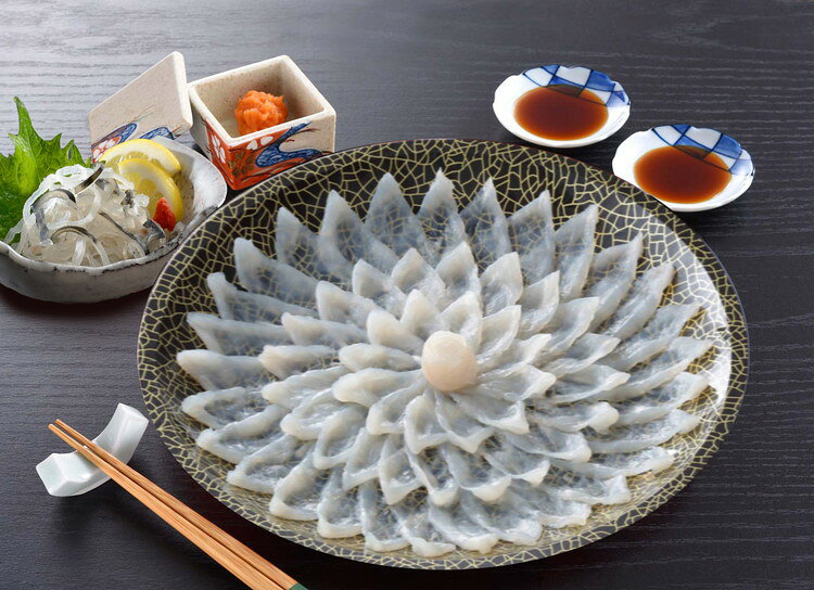 リコメン堂キッチン館のお中元 「関とら本店」 とらふく刺身セット ギフト 産直 ご当地グルメ 熨斗 贈り物 のし対応 プレゼント 誕生日 (代引不可)【送料無料】｜アングル2