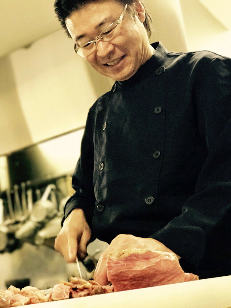 リコメン堂キッチン館の大阪 ノワ ド ココ 黒毛和牛入 煮込みハンバーグ 計6個 ギフト 産直 ご当地グルメ 熨斗 贈り物 のし対応(代引不可)【送料無料】｜アングル3