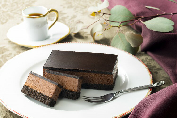 リコメン堂キッチン館のお中元 五島軒 ベルギーチョコレートケーキ チョコケーキ ギフト 贈り物 お取り寄せスイーツ冷凍ケーキ ベルギーチョコ チョコレートムース 北海道グルメ 熨斗(代引不可)【送料無料】｜アングル2