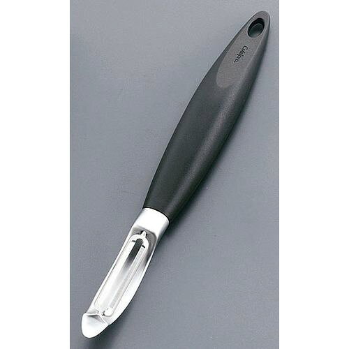 クイジプロ タテ型ピーラー 74-7065 BPC3301 JANコード 0065506070650●メーカー品番:74-7065●全長(mm):218■材質:柄部分/亜鉛合金 刃物部/18-8ステンレススチール■※洗浄機対応■ハンドルが握りやすく、すばやく快適に作業ができます。【送料について】北海道、沖縄、離島は送料を頂きます。