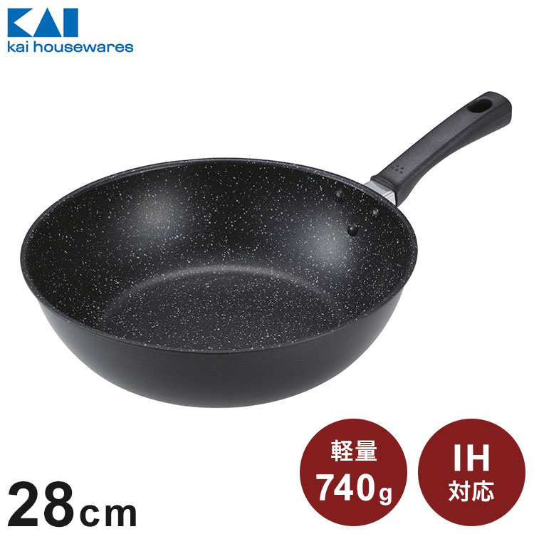 貝印 軽いフライパン 深型 28cm マルチ炒め鍋 ガス火・IH対応 腕が疲れない740g 軽量フライパン DW-5634 KAI 取っ手付き 軽量 軽い 炒め物ラクラク 焦げ付き防止【送料無料】