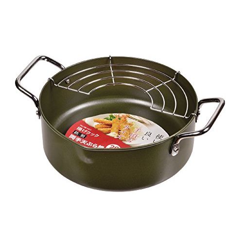 【商品詳細】製品重量:(約)570g(アミ含)材質:本体鉄(シリコーン樹脂塗装)、取っ手・アミ鉄(クロムめっき)原産国:中国底の厚さ:0.7mm【送料について】北海道、沖縄、離島は送料を頂きます。