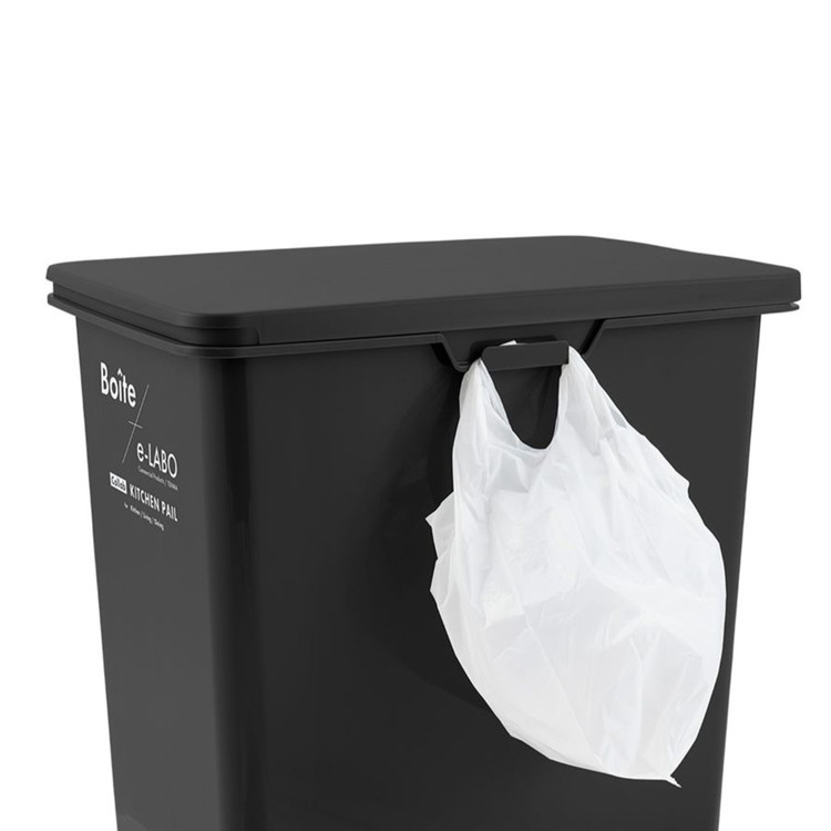 天馬 ペダル式 ゴミ箱 フタ付き 45L ブラック 幅29×奥行43×高さ58cm ELB-PP45 BK Boite e-LABO ペダルペール キャスター付き【送料無料】 [3]