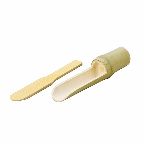 【商品説明】お鍋や汁物に便利な竹製のつみれサーバーです。つみれを鍋に落とす際に使うヘラもセットになっています。ご家族で囲むいつものお鍋をより楽しく演出してくれます。食洗機は使用できません。【商品情報】■サイズ約 奥行16（cm） 直径：約 3.5（cm） ヘラ：約 15.7（cm）■材質竹■生産国中国製■セット内容1セット(本体・ヘラ：各1個)■備考食器洗い乾燥機：使用不可 電子レンジ：使用不可【代引きについて】こちらの商品は、代引きでの出荷は受け付けておりません。【送料について】北海道、沖縄、離島は送料を頂きます。
