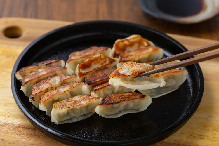 福岡 博多一風堂 博多ひとくち餃子5袋 お歳暮 冬ギフト 年末 年始 年末年始 お取り寄せグルメ プレゼント 熨斗 のし 贈り物 お祝い 冠婚葬祭 御見舞 食品(代引不可)【送料無料】 2