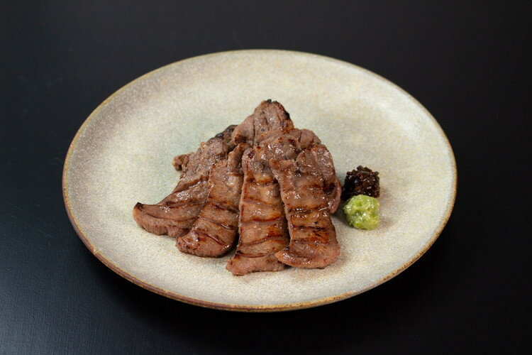 宮城・仙台 陣中 牛タン丸ごと一本塩?熟成食べ比べセット お年賀 冬ギフト 寒中 見舞い 年始 年賀 お取り寄せグルメ プレゼント 熨斗 のし 贈り物 お祝い 御見舞 食品(代引不可)【送料無料】 2