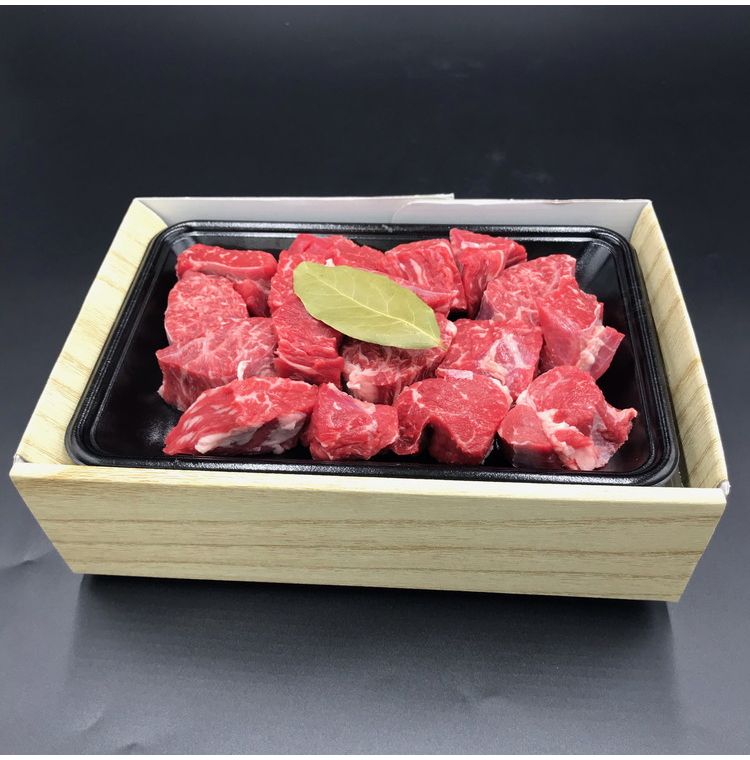 リコメン堂生活館のお中元 「京都モリタ屋」 国産黒毛和牛シチュー用 月柱樹付き ギフト 産直 ご当地グルメ 熨斗 贈り物 のし対応 (代引不可)【送料無料】｜アングル2