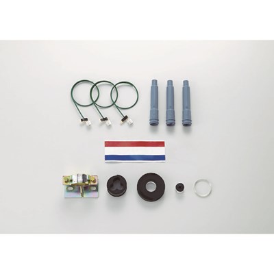 特長●UAS・UGSに使用可能です。(屋内用のみ)●端末本体内部にシリコーングリース（潤滑剤）を内蔵しているため、手や部材を汚すことなくスムーズな作業が行えます。●端末本体にシリコーンゴム素材を採用し、差込作業性を向上しています。●端末下部...