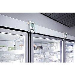 リコメン堂生活館のTESTO クラウドモニタリングロガー testo Saveris 2-T2 温度センサ外付けタイプ SAVERIS2T2 測定 計測用品 環境計測機器 温度計 湿度計(代引不可)【送料無料】｜アングル2