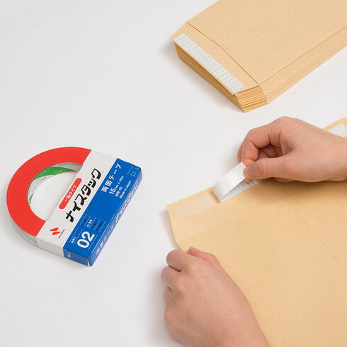 【商品スペック】特長●30M巻なので、使用頻度が高い部署などに便利●ホルダーなどのゴミが削減できます（当社20M巻比）●カッターつき●ホルダーはミシン目つきで、分別廃棄がしやすい用途仕様●幅(mm)：15●長さ(m)：30仕様2●基材：古紙パルプ配合率40％再生紙●粘着剤：アクリル系●剥離紙：ポリラミ紙●サイズ：15mmX30M●5巻入り材質／仕上セット内容／付属品注意【代引きについて】こちらの商品は、代引きでの出荷は受け付けておりません。【送料について】北海道、沖縄、離島は送料を頂きます。
