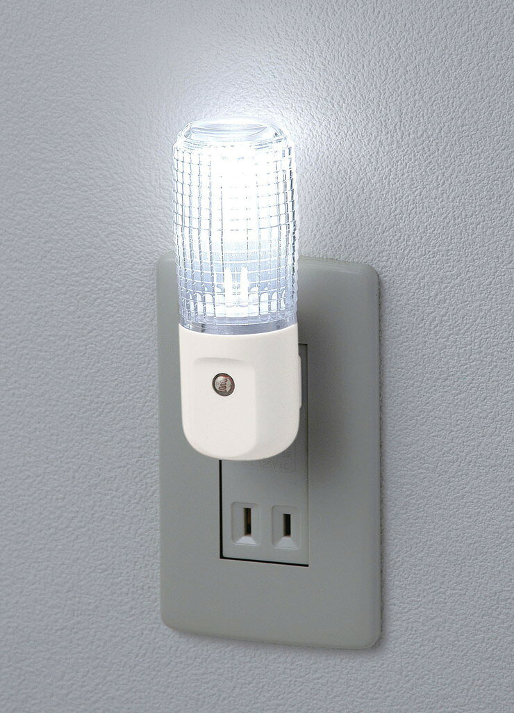 朝日電器 ELPA エルパ LEDナイトライト 明暗センサー コンセント式 白色 ライト部...