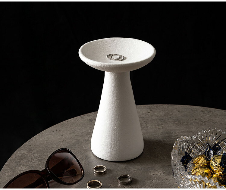 トレーS CLY-44 東谷 トレー Sサイズ 小物置き 置物 オブジェ 玄関 陶器 おしゃれ インテリア雑貨 北欧 コンパクト 台 アクセサリースタンド シンプル ディスプレイ 黒 ブラック(代引不可)【送料無料】