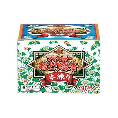 商品概要メーカー：フマキラー商品名：フマキラー蚊とり線香本練り函入（30巻）区分：医薬部外品内容量：30巻商品概要：ピレスロイド系殺虫成分を使用。線香立て付き。JANコード：4902424424430商品コード：012811358商品の説明約7時間燃焼し、安定した殺虫効果を発揮。使用上の注意●身体に異常を感じた場合は、本品がピレスロイド系の殺虫剤であることを医師に告げて、診療を受けてください。●定められた使用方法を必ず守り、取扱いには充分注意してください。●狭い部屋や密閉された部屋で長時間使用する場合は、時々換気するしてください。目やのどに刺激を感じることがあります。●火のついた蚊とり線香を紙片・衣類・布団・マッチ棒など燃えやすいもののそばに置かないでください。●線香立てにセットする際は、先端部分や金属の薄い部分には充分注意してください。ケガをするおそれがあります。●本品は食べられません。誤って食べた場合は、水を飲ませて吐かせ、直ちに医師に相談してください。●小児やペットが触れない場所でご使用ください。火傷や火災のおそれがあります。●子供の枕元の近くでは使用しないでください。火傷のおそれがあります。●線香は壁の近くで使用しないでください。汚れや変色のおそれがあります。保存方法直射日光や湿気を避け、密閉す、小児の手の届かない涼しいところに保管してください。成分【成分】有効成分/dL・d-T80-アレスリンその他成分/ソルビン酸カリウム、安息香酸ナトリウム、香料メーカー名フマキラー内容量30巻商品区分医薬部外品※予告なくパッケージリニューアルをされる場合がございますがご了承ください。※パッケージ変更に伴うご返品はお受け致しかねます。※メーカーの都合により予告なくパッケージ、仕様等が変更となる場合がございます。※当店はJANコードにて管理を行っている為、それに伴う返品、交換等はお受けしておりませんので事前にご了承の上お買い求めください。【送料について】北海道、沖縄、離島は送料を頂きます。