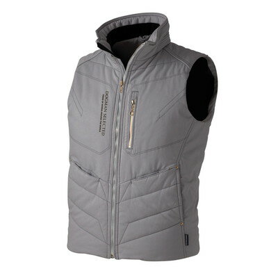 【商品説明】●上品で凹凸感ある洗礼された生地の表情とバイオウォッシュ加工によるヴィンテージ感が持ち味。●大胆なキルティングによるカジュアルテイストが着こなしを選ばず、マルチ使いが可能。●シークレットポケット付きで収納力に優れる。●ふんわり中綿入り。●7つのポケットで高い収納力。0※メーカーの都合によりパッケージ、内容等が変更される場合がございます。当店はメーカーコード（JANコード）で管理をしている為それに伴う返品、返金等の対応は受け付けておりませんのでご了承の上お買い求めください。【代引きについて】こちらの商品は、代引きでの出荷は受け付けておりません。【送料について】北海道、沖縄、離島は送料を頂きます。