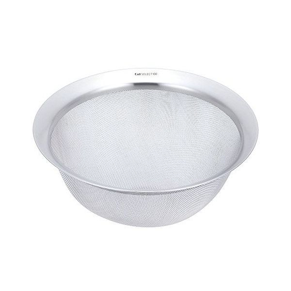 貝印 SELECT100 ざる 25cm DF5004JANコード：4901601205268【商品詳細】麺類や野菜の水切りから粉ふるいまで、洗いやすくて使いやすいざる。目詰まりしにくい網目、変形しにくく耐久性のある鋼材を採用しています。同サイズのボウル・ざる・浅型ざるは重ねて使用できます。≪スペック≫■材質本体：18‐8ステンレススチール【送料について】北海道、沖縄、離島は送料を頂きます。