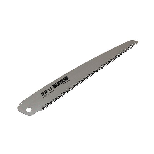 【商品特長】【用途】仮枠作業・ケレン作業・大型木材の切断。【機能・特徴】替刃式折込鋸仮枠用の交換用替刃です。アサリをつけ、荒目仕様にすることで、ザクザクとした切れ味を実現しました。【仕様】●刃渡り：240mm。●刃先：アサリあり。●刃先：衝撃焼入れ・クリア塗装。【材質】●刃：SK−85。【商品サイズ】幅38×高さ267×奥行1.8mm　重量70g【注意事項ほか】●使用用途以外では使用しないでください。刃先は鋭利に仕上げておりますので、取り扱いには注意してください。特に、作業時には、周囲の安全を確認し、十分な作業スペースを確保してください。●作業中・刃の交換時などには、手袋・安全メガネなどの保護具を着用してください。作業後には汚れを落とし、幼児などの手の届かないところに保管してください。本商品は予告なく、仕様変更を行う場合があります。あらかじめご了承下さい。■商品コード:4977292108867■JANコード:4977292108867■ブランド名:SK11■商品名:替刃式折込鋸替刃 仮枠用■規格:SUB-24K【送料について】北海道、沖縄、離島は送料を頂きます。