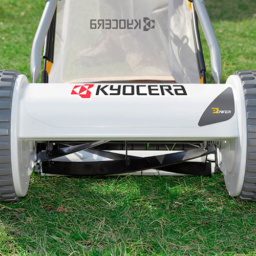 京セラ KYOCERA 手動式芝刈機 HLM-3000 芝刈り 芝生 電源不要 ガーデニング【送料...