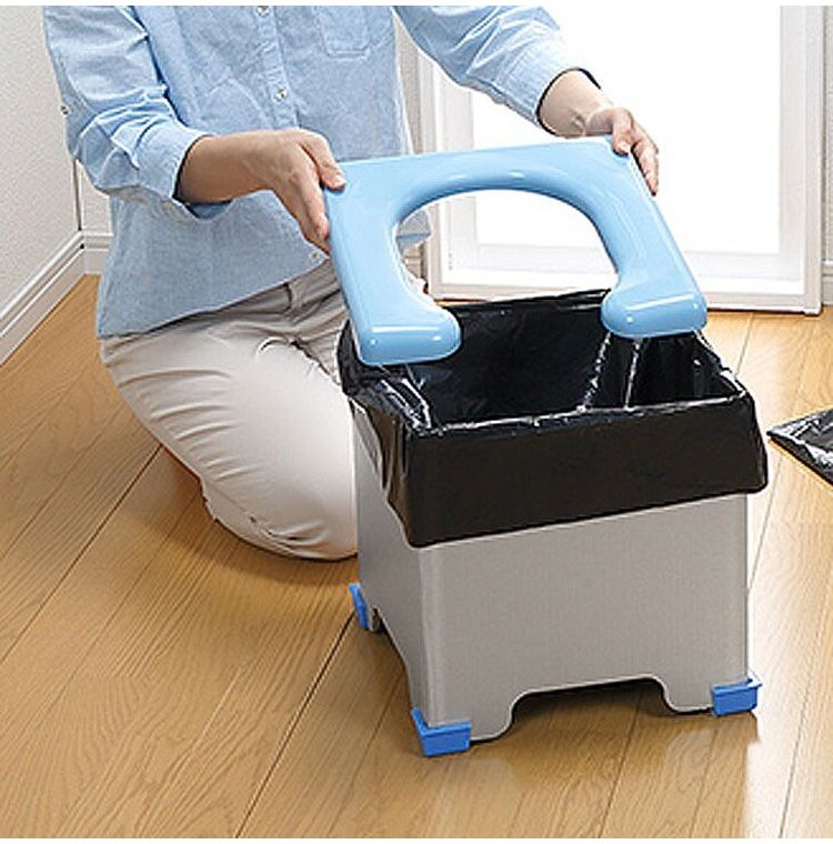 非常用簡易トイレセット 折りたたみ式 コンパクト 防災 災害対策 非常用トイレ 簡易トイレ 目隠し ポンチョ付き 防災トイレセット(代引不可)【送料無料】 2