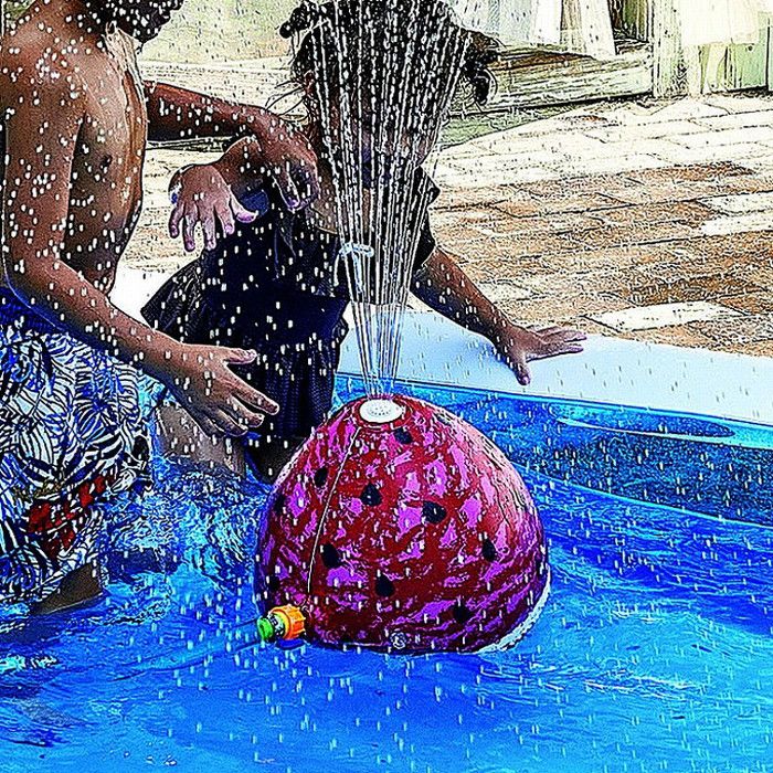 噴水シャワースイカ ビニールプール 浮き輪 プール 家庭用 水遊び【送料無料】
