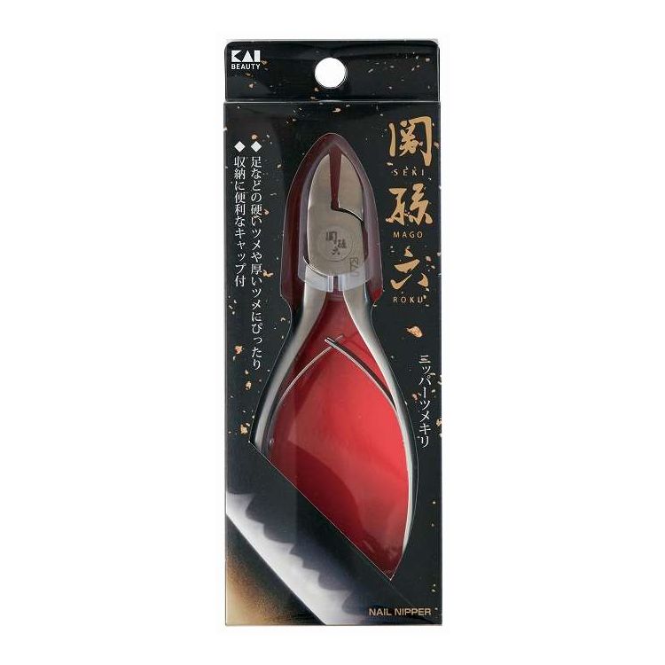 【商品詳細】●足などの硬いツメや厚いツメにぴったり●刃を大きく広げられるため特に足のツメを切るのに適しています。●収納に便利なキャップ付き成分:本体・・・ステンレス刃物鋼キャップ・・・ポリプロピレン商品区分:日用雑貨品、他メーカー名:貝印生産国・加工国:ベトナム内容量:1個【代引きについて】こちらの商品は、代引きでの出荷は受け付けておりません。【送料について】北海道、沖縄、離島は送料を頂きます。