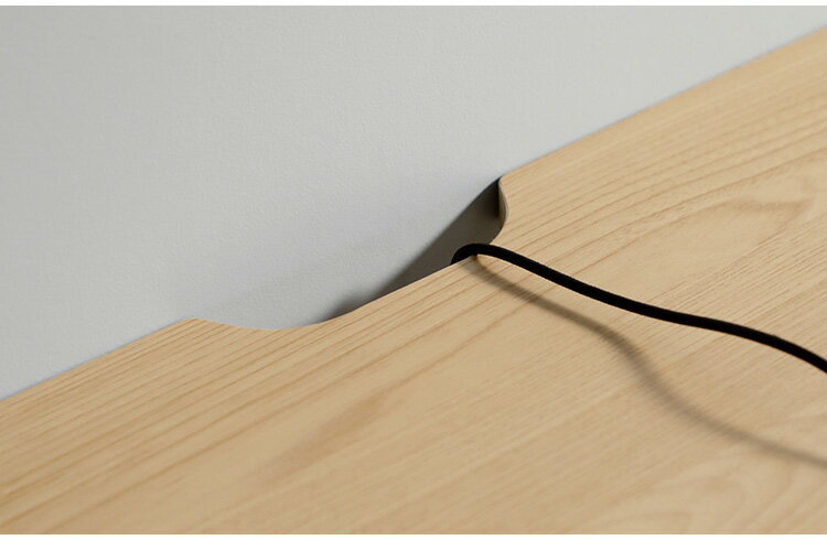 デスク 勉強机 幅140 奥行50 高さ72cm 木目調 アジャスター付き サイドフック付き コード穴 パソコンデスク 作業机 リモートワーク モダン おしゃれ 新生活 リビング オフィス ヴァンナ VAN-D140(NA)(代引不可)【送料無料】