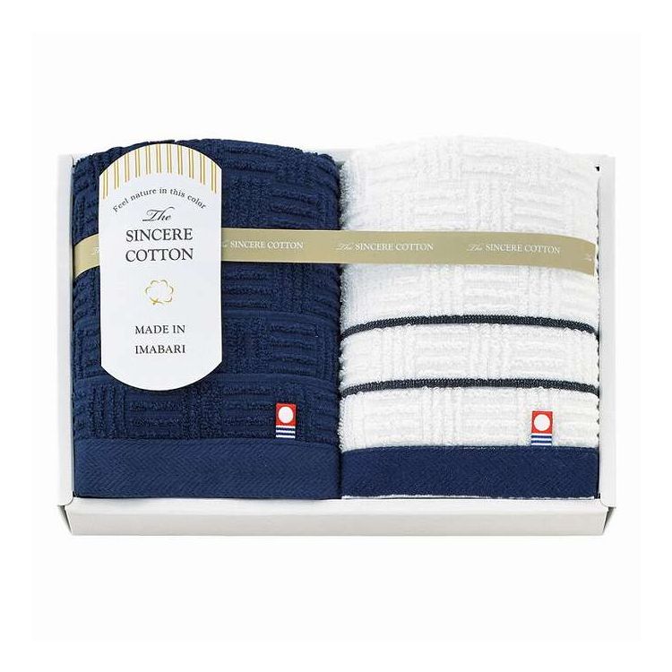 ネイビーとホワイトのコントラストが美しい品格あふれるギフトセット。ノーブルな紺色と白色のコントラストが美しい、高級感のあるタオルです。フォーマルでも映えるシックでモダンなデザインが自慢です。日本製【セット内容】-サイズ：34×75cm重量/容量：-箱サイズ：18×26×3.5cm材質：綿100%【代引きについて】こちらの商品は、代引きでの出荷は受け付けておりません。【送料について】北海道、沖縄、離島は送料を頂きます。