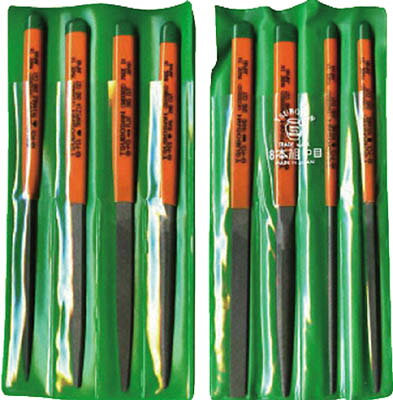 【メーカー型番】ST008-02【JANコード】4518007390025【ブランド】ツボサン【特徴】●目立てが鋭く、耐久性に優れています。平は側面(片側のみ)も刃が刻まれています。その他の形状は全周に刃が刻まれています。【用途】●鉄をはじめ、あらゆる金属の加工にご使用下さい【仕様】●タイプ:8本組中目●全長(mm):200●刃長(mm):100●粒度:02(中目)　1cm当たり20cutの目が刻まれています。●全長×刃長(mm):200×100●質量(g):300●粒度:01(荒目)、02(中目)、03(細目)●セット内容 8本組サイズ、平、半丸、丸、角、三角、シノギ、先細、楕円　8形状　目種は中目　各1本入り【材質／仕上】●平・半丸:合金工具鋼(SKS-8)●丸・角・三角・シノギ・先細・楕円:炭素工具鋼(SK-2)【セット内容／付属品】【注意】●組ヤスリの5本組〜12本組は全長を表します。5本組=215mm　8本組=200mm　10本組=185mm　12本組=170mm●目詰まりした場合はブラシ等で取り除いてお使いください。●沖縄・離島　運賃別途【原産国】日本【送料について】北海道、沖縄、離島は送料を頂きます。