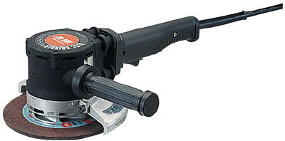 【メーカー型番】HDG-18P【JANコード】4967833001078【ブランド】NDC【特徴】●軽量で、回転速度の変動が少なく研削力に優れます。●堅ろうな構造、長寿命、高能率です。【用途】【仕様】●砥石径(mm):180（高速度用）●消費電力(W):1500●質量(kg):3.25●無負荷回転数(min[[の-1乗]]):8000●使用可能砥石の周速度:4800m/min●電流:7A●電源容量算定基準:2.6kVA●コード長さ:2.5m●4芯タイプ●適用インバーター電源:HFI-130B・HFI-044B・HFI-032B(A)・HFI-064B・HFI-088B【材質／仕上】【セット内容／付属品】●六角棒レンチ●カニ目スパナ●サイドハンドル【注意】●電源HFI-044Bに接続する時はアダプターと専用ケーブルが必要です。【原産国】日本【代引きについて】製造メーカーより直接の出荷となるため、代引きでの出荷は受け付けておりません。【送料について】北海道、沖縄、離島は送料を頂きます。