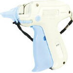 【メーカー型番】B503S1【JANコード】4994415050308【ブランド】バノック【特徴】●一般用及び強度を必要とするものに最適です。【用途】●シートなどの仮止めに。●衣類・繊維品などの値札付けに。【仕様】●本体寸法(mm)幅×奥行×高さ:140×25×125●本体寸法(mm):長さ140×高さ125×幅25●梱包数(台):10●質量(g):110【材質／仕上】●ガラス繊維入ナイロン【セット内容／付属品】●針1本【注意】【原産国】日本【送料について】北海道、沖縄、離島は送料を頂きます。