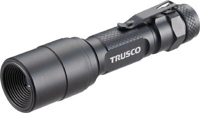 【メーカー型番】JL-335【JANコード】4989999185461【ブランド】TRUSCO 　【特徴】●硬質アルマイト仕様のキズに強い高品質モデルです。●非球面シリコンレンズ採用で光のロスが少なく照射面に均一に光を配光します。●明るさ2...