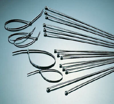 【メーカー型番】TRCV-580XL-10W【JANコード】4989999196221【ブランド】TRUSCO 　【特徴】●主に屋外での結束に適した汎用性の高いタイプです。【用途】●ワイヤ、ケーブル、ホースなどの結束に。●屋外使用に最適です。【仕様】●色:黒●幅(mm):12.7●長さ(mm):580●厚み(mm):2.20●最大結束径(mm):169●引張強度(N):1117.2●質量(g):170●屋外用●使用温度範囲:-40〜80℃●耐候性タイプ●UL規格品（94V-2）【材質／仕上】●耐候性ナイロン66【セット内容／付属品】【注意】【原産国】台湾【送料について】北海道、沖縄、離島は送料を頂きます。