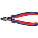 【メーカー型番】7871-125【JANコード】4003773043799【ブランド】KNIPEX【特徴】●極めて精密なエレクトロニクス関連、精密機器関連の切断作業に最適な高精度のニッパーです。●刃はまっすぐで切断面がフラットに仕上がります。●先端は精密に仕上げられており、密集したワイヤも直径0．2mm以上あれば切断することができます。●ジョイント部はステンレス製のリベットで接合されています。●小さな力でも大変スムーズに可動します。●繰り返しの作業に便利なオープンスプリングと、先端が一定の間隔以上開くのを防ぐストッパー付き。【用途】【仕様】●全長(mm):125●切断能力(mm)中硬線:0.2〜1.6●切断能力(mm)軟線:1.6●切断能力(mm)硬線:1.2●質量(g):57●口先の長さ(mm):9●ジョイント部の幅(mm):13.5●ジョイント部の厚さ(mm):7.5●ばね付●切断片を保持するワイヤークランプ付●リードキャッチャー有【材質／仕上】【セット内容／付属品】【注意】【原産国】ドイツ【送料について】北海道、沖縄、離島は送料を頂きます。