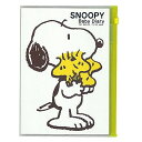 サンスター イクジダイアリーA5 SNOOPY W 2070596JANコード：4901770486024【本体サイズ】W162×H211×D9mm【重さ】295g【内容】誕生から1歳までの成長日記160ページ【仕様】劣化に強いオレフィン素材カバー、写真などが入るチャック付きポケット【材質】オレフィン、紙 【生産国】日本サイズ: B5【送料について】北海道、沖縄、離島は送料を頂きます。