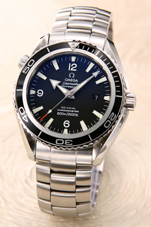 オメガ OMEGA 腕時計 プラネット・オーシャン 45.5mm ブラック 2200-50【送料無料】
