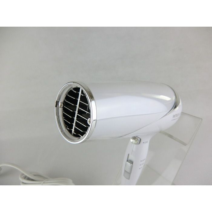 テスコム ボディシェーバー 乾電池式 ホワイト TT263A-W TT263AW