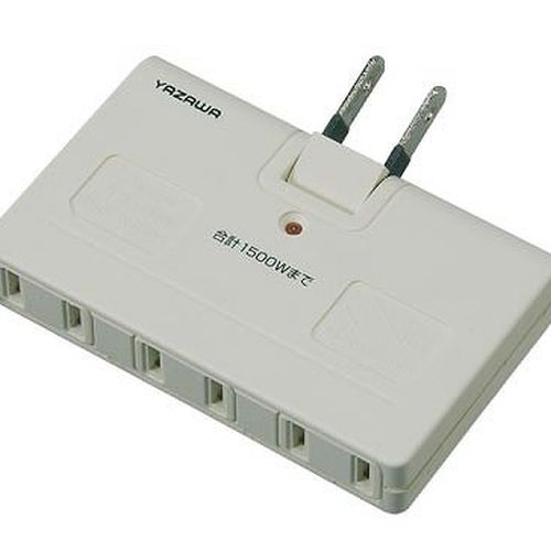 YAZAWA(ヤザワ) 雷サージ付アンダータップ Y02UK300WH