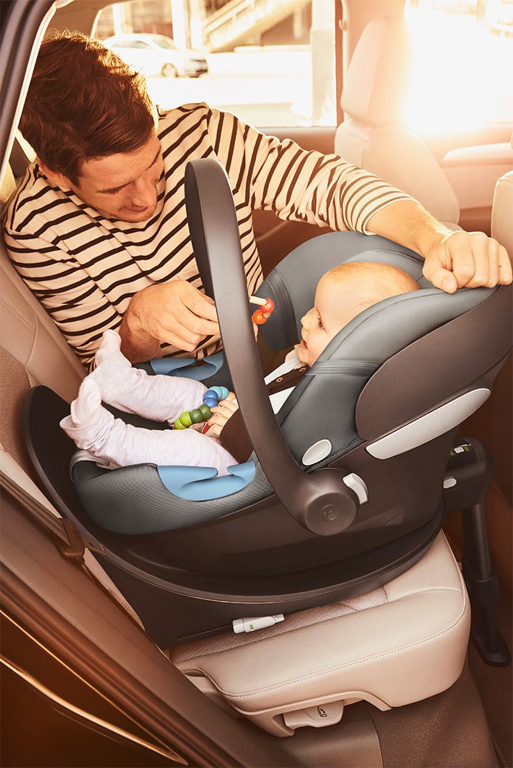 【正規販売店】 サイベックス cybex ベビーシート チャイルドシート 車載専用 ベースM ブラック 車 ジュニアシート アクセサリー オプション ワンタッチ 脱着 新生児から ISOFIX (代引不可)【送料無料】