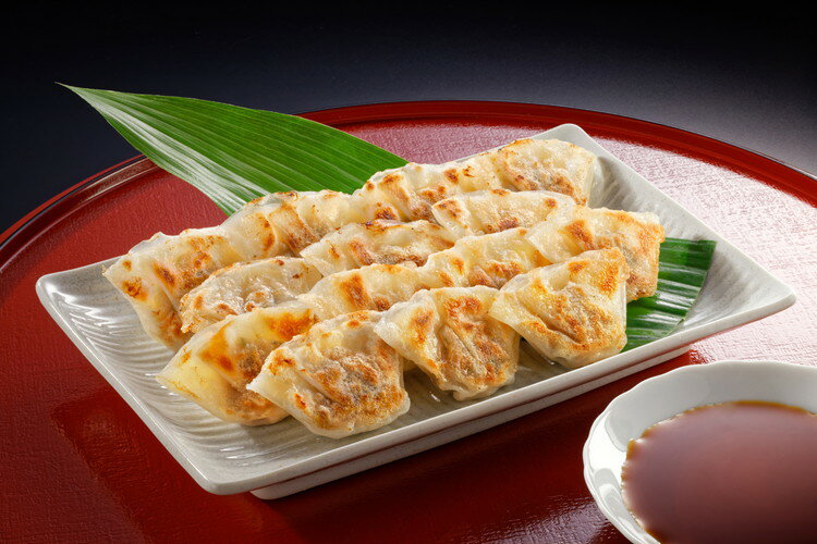兵庫 「芦屋伊東屋」謹製 黒豚一口餃子セット 食品 ギフト プレゼント 贈答 熨斗 のし 贈り物 記念日 お祝い 冠婚葬祭 内祝 御祝 無地 出産内祝 結婚内祝 御見舞 快気祝 御仏前 志 お供(代引不可)【送料無料】