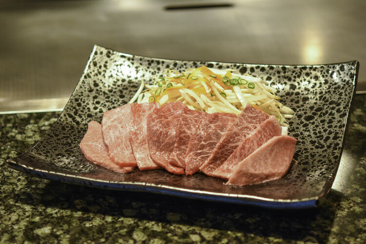 滋賀 松喜屋 近江牛あみ焼肉 ギフト 産直 ご当地グルメ 熨斗 贈り物 新生活 お祝い お取り寄せ のし対応 プレゼント 誕生日 (代引不可)【送料無料】 2