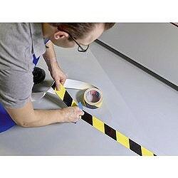 tesa 高耐久ラインテープ テサ60960 黒 50mm×20m 609605020BK 梱包用品 テープ用品...