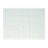 【商品スペック】特長●長時間の作業も快適な、彩度をおさえたダークトーンカラーです。●CDジャケット用カッティングガイド付です。用途仕様●色：ライトグレー●規格：A2仕様2●マット●方眼目盛り：5mm（表面のみ）裏面は無地です。●片面印刷●両面使用可●縦450×横600×厚2．0mm材質／仕上●オレフィン系樹脂、中芯：PPセット内容／付属品注意【代引きについて】こちらの商品は、代引きでの出荷は受け付けておりません。【送料について】北海道、沖縄、離島は別途送料を頂きます。