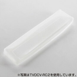 マルチに対応!リモコンカバー(Sサイズ)[特徴] ●いろんなサイズに対応するリモコン用マルチカバーです。●地デジテレビやパソコン付属のリモコン、エアコン、各プレーヤーのリモコンに使用できます。●縦約+60mm、横約+30mmまで伸ばすことができます。●角に丸みを持たせてありますので、いろいろな形状のリモコンでもフィットしやすい形になっています。●透明感バツグンでボタンも押し易い、厚み約0.4mm〜0.5mmの極薄カバーです。●シリコン製なので、肌にやさしく丈夫です。●抗菌仕様なので、汚れた手で触っても大丈夫です。●水洗い、中性洗剤での洗浄が可能です。●全体はべたつかない加工、赤外線部分は通信を妨げないよう、クリアになる加工をしてあります。*このカバーは裏面枠部分もカバーしますので、リモコンにフタやスライドが付いている場合は一度カバーを外してください。電池のフタ部分も同様です。*偏った伸ばし方や、鋭利に尖っている部分を軸にして伸ばすとカバーが破れる恐れがありますので注意して下さい。*洗った場合は、完全によく乾かしてから使用して下さい。カバーの変形やリモコンの故障の原因となることがあります。[仕様] ■カラー:クリア■サイズ:通常時 W50(mm)×D20(mm)×H140(mm)　　　　 最大対応寸法 W80(mm)×D30(mm)×H200(mm)■素材:シリコン